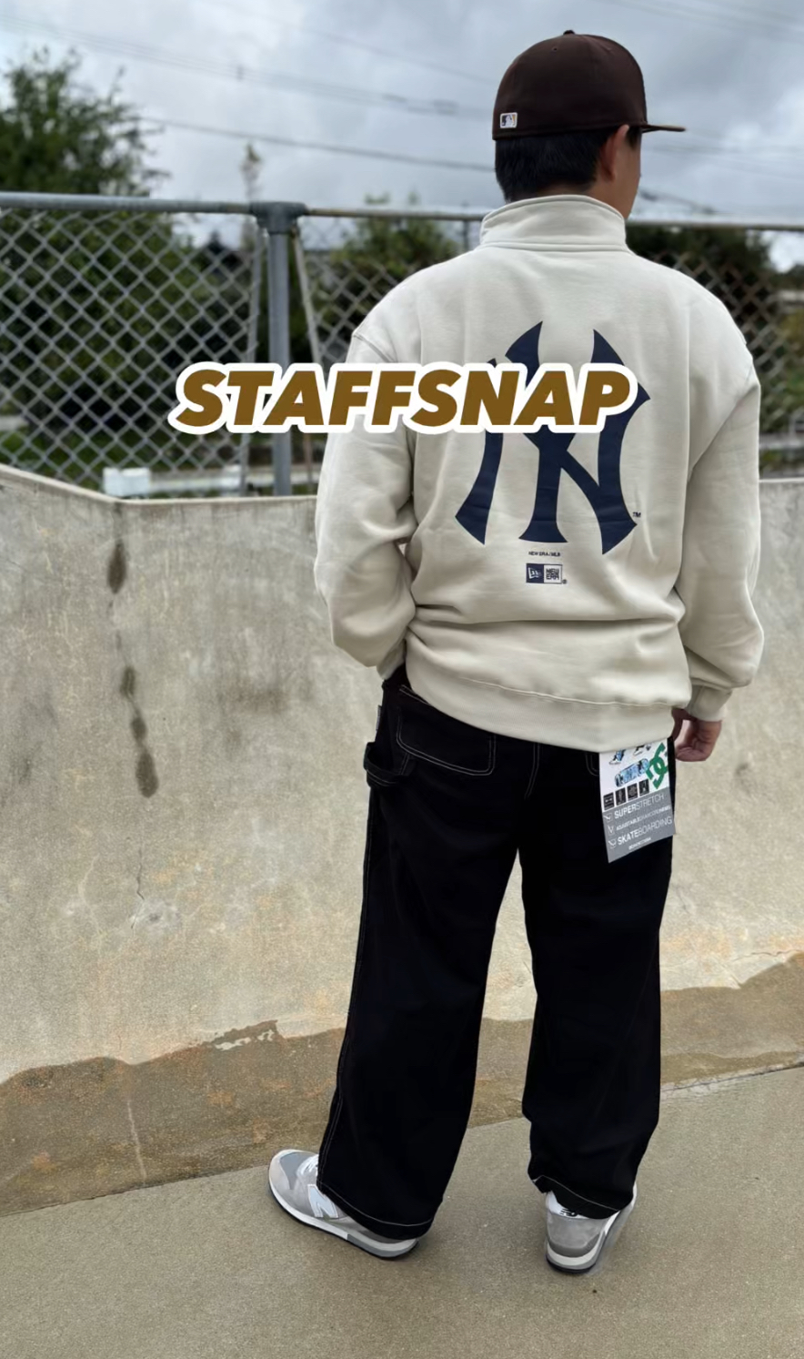 STAFF SNAP